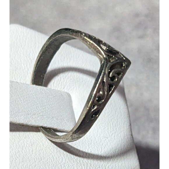Elven Art Nouveau Scroll Silver Tone Chevron Ring Size 7 - Picture 9 of 14
